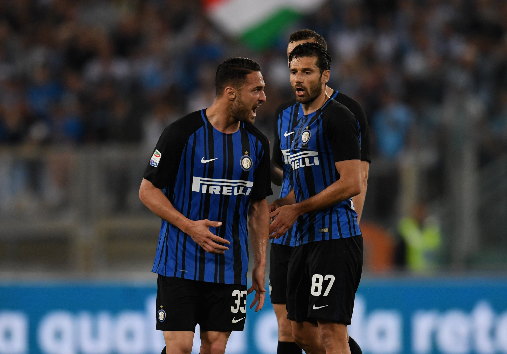 恩里克通过 恩里克通过